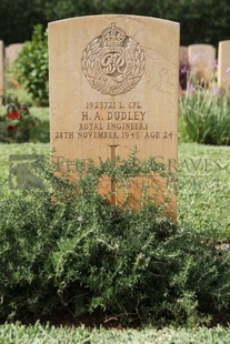 BEIRUT WAR CEMETERY - DUDLEY, HERBERT ARTHUR